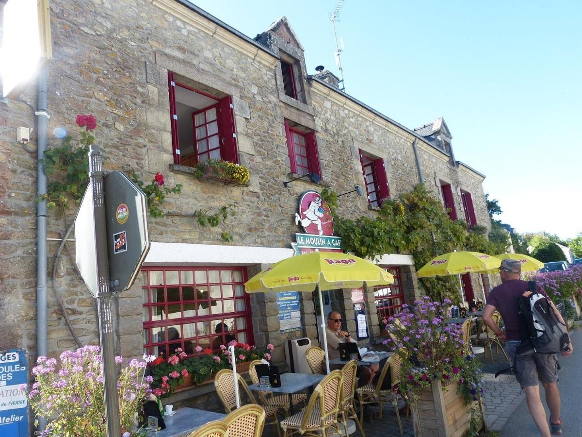 Holiday home Maison De Village, Golfe Du Morbihan Le Hezo